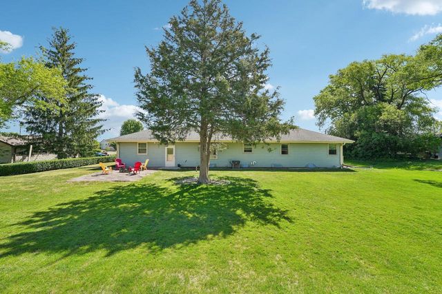 W130N6219 River DRIVE, Menomonee Falls, WI 53051