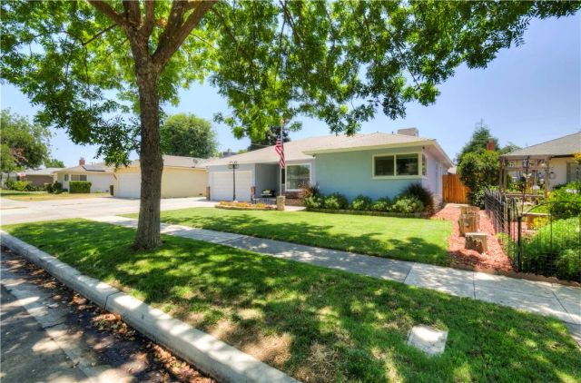 3556 E Donner, Fresno, CA 93726