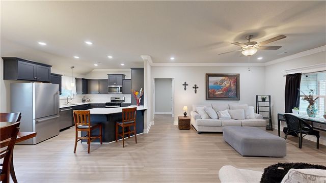 133 Youngblood Place, Huntsville, AR 72740