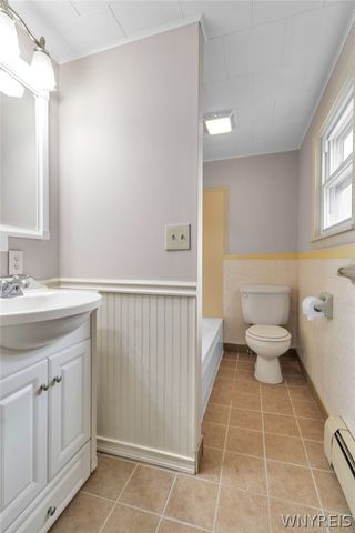 1 Akron Street, Lockport City, NY 14094