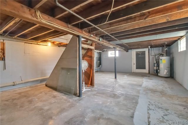 1 Akron Street, Lockport City, NY 14094