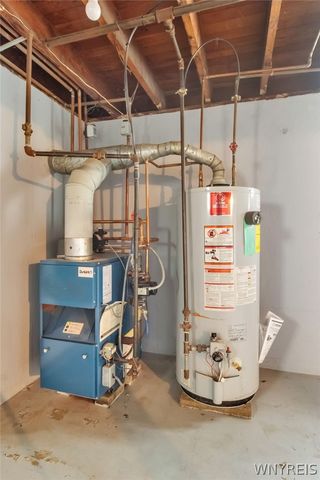 1 Akron Street, Lockport City, NY 14094