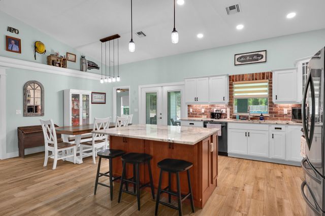 5566 Pinetree Drive, Fort Pierce, FL 34982