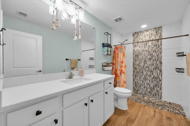 5566 Pinetree Drive, Fort Pierce, FL 34982