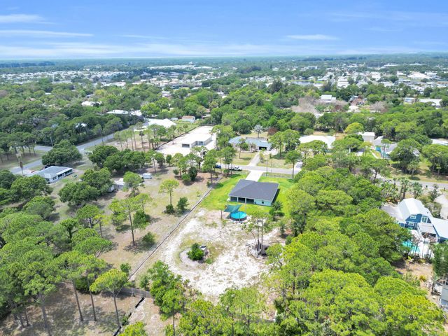5566 Pinetree Drive, Fort Pierce, FL 34982