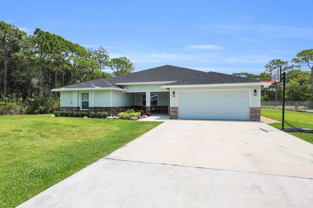 5566 Pinetree Drive, Fort Pierce, FL 34982