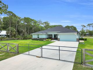 5566 Pinetree Drive, Fort Pierce, FL 34982