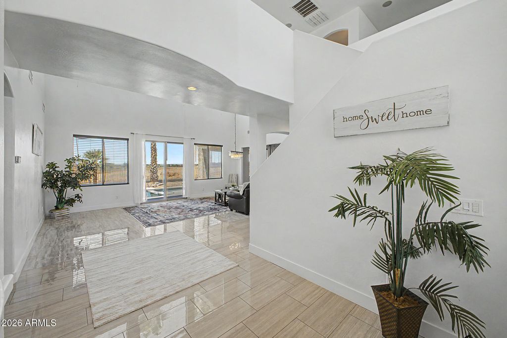 6638 S COTTONFIELDS Lane, Laveen, AZ 85339 — photo 2