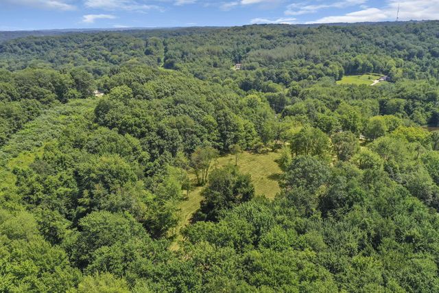 2430 Hamburg Road SW, Lancaster, OH 43130