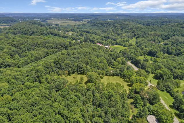 2430 Hamburg Road SW, Lancaster, OH 43130