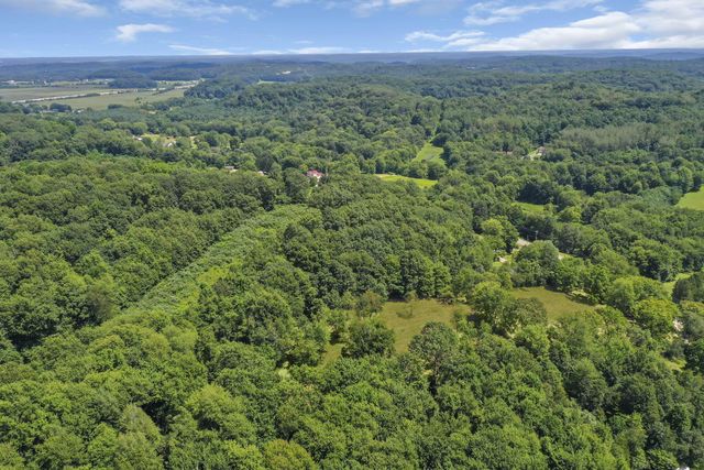 2430 Hamburg Road SW, Lancaster, OH 43130