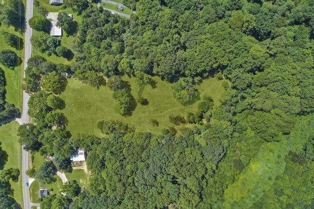 2430 Hamburg Road SW, Lancaster, OH 43130