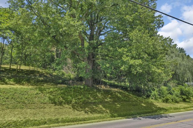 2430 Hamburg Road SW, Lancaster, OH 43130