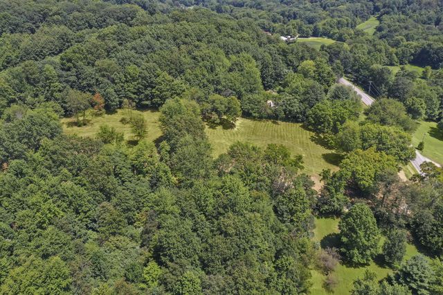 2430 Hamburg Road SW, Lancaster, OH 43130