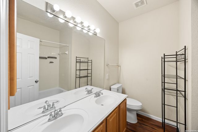 9830 Great Basin Dr, San Antonio, TX 78251
