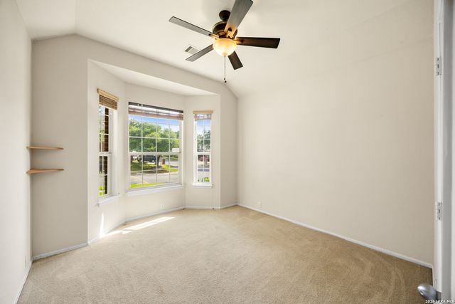 9830 Great Basin Dr, San Antonio, TX 78251