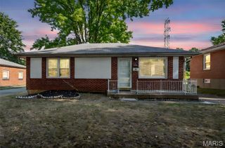 7831 Trenton Avenue, University City, MO 63130