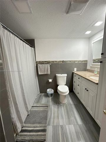 8331 SW 38th St, Miami, FL 33155