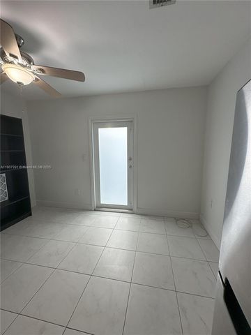 8331 SW 38th St, Miami, FL 33155