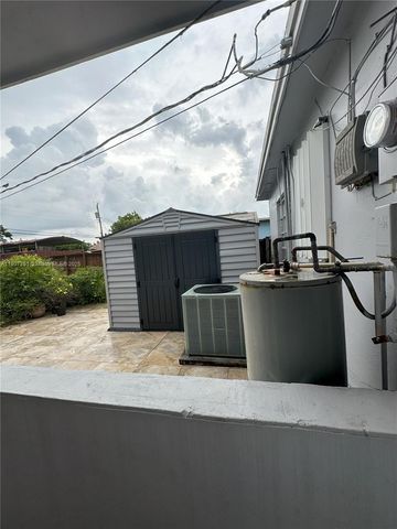 8331 SW 38th St, Miami, FL 33155