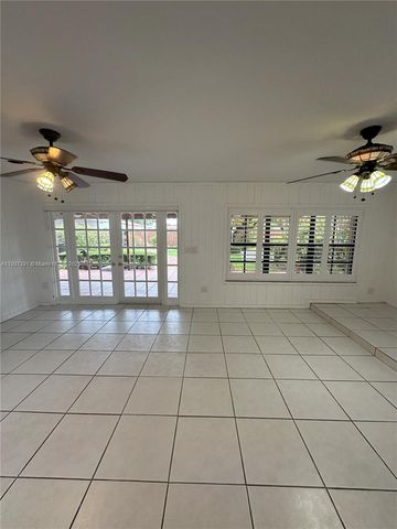 8331 SW 38th St, Miami, FL 33155