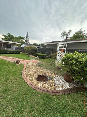 8331 SW 38th St, Miami, FL 33155