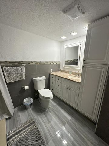 8331 SW 38th St, Miami, FL 33155