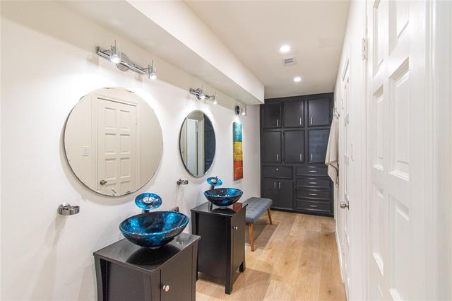 2806 Fairway Drive, Sugar Land, TX 77478
