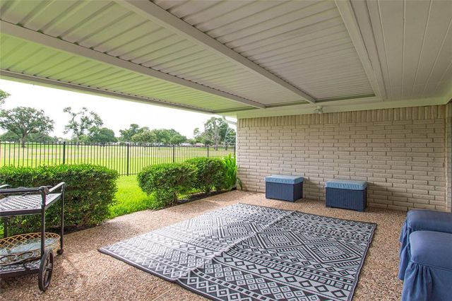 2806 Fairway Drive, Sugar Land, TX 77478