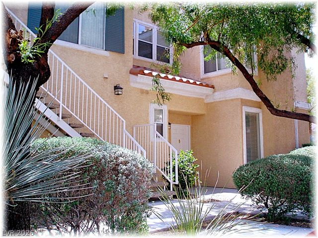 251 South GREEN VALLEY Parkway 5112, Henderson, NV 89012