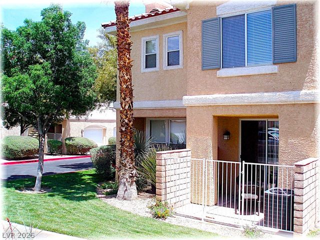 251 South GREEN VALLEY Parkway 5112, Henderson, NV 89012