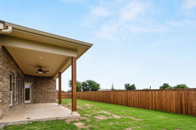 507 Limestone Circle, Mabank, TX 75147