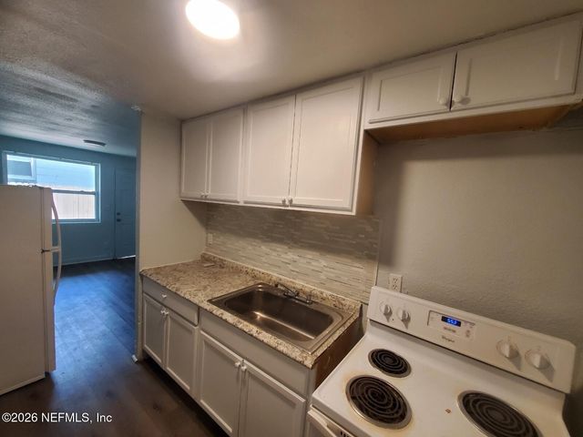 1538 LOGAN Street, Jacksonville, FL 32209