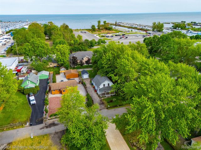 36186 Marilac Street, Harrison Charter Township, MI 48045