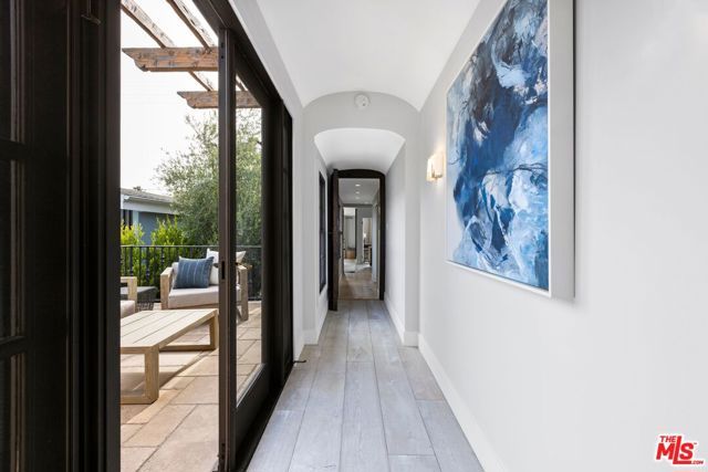 305 Grand Canal 1, Newport Beach, CA 92662