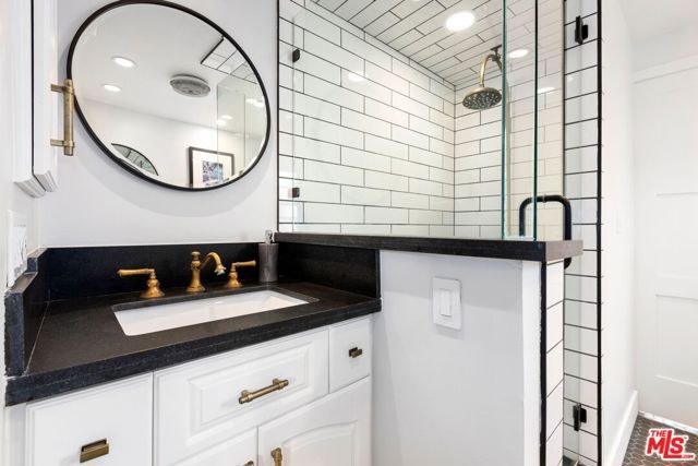 305 Grand Canal 1, Newport Beach, CA 92662