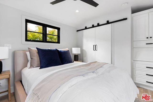 305 Grand Canal 1, Newport Beach, CA 92662