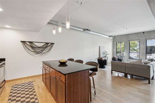 119 4th Street 107, Des Moines, IA 50309