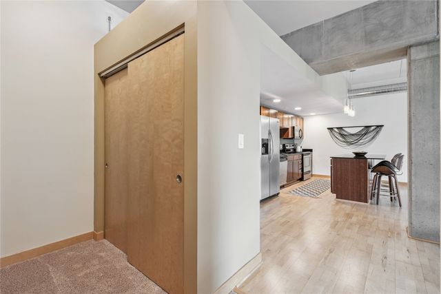 119 4th Street 107, Des Moines, IA 50309