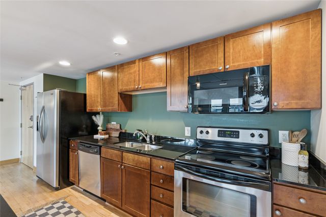 119 4th Street 107, Des Moines, IA 50309