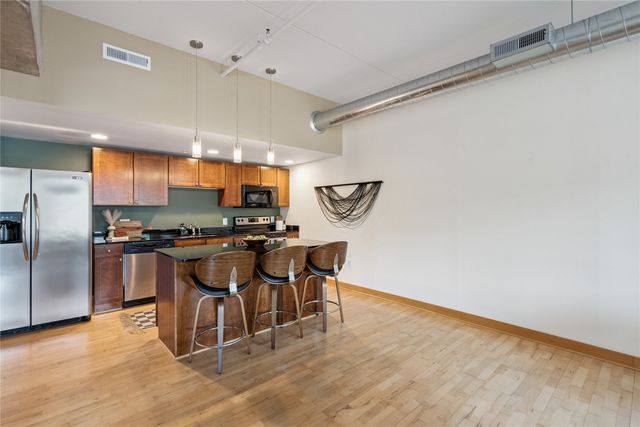 119 4th Street 107, Des Moines, IA 50309