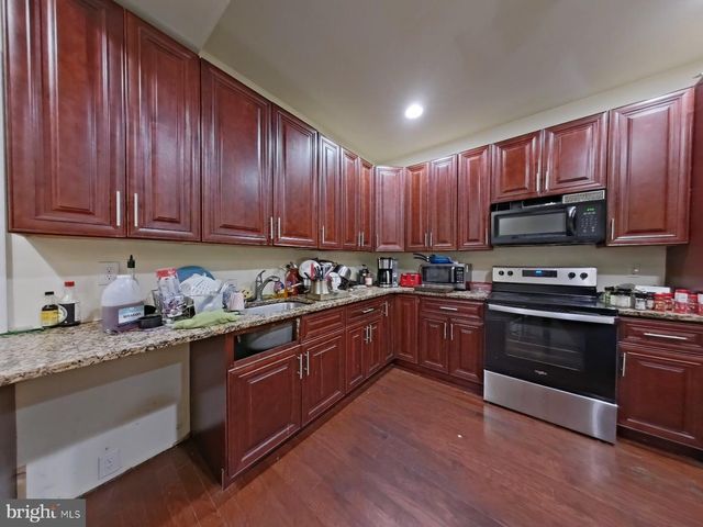 2139 N 18TH ST, Philadelphia, PA 19121