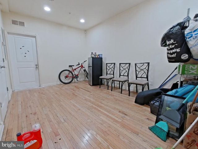 2139 N 18TH ST, Philadelphia, PA 19121