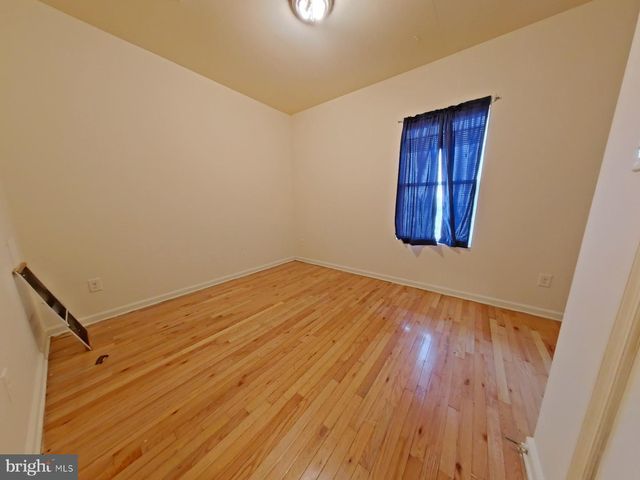 2139 N 18TH ST, Philadelphia, PA 19121