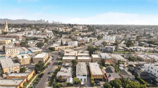 2804 S Norton, Los Angeles, CA 90018