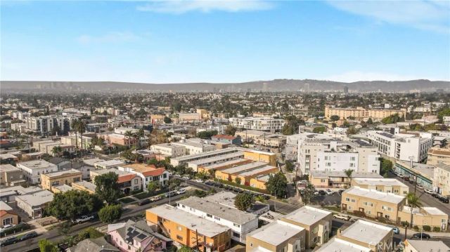 2804 S Norton, Los Angeles, CA 90018