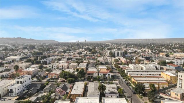 2804 S Norton, Los Angeles, CA 90018