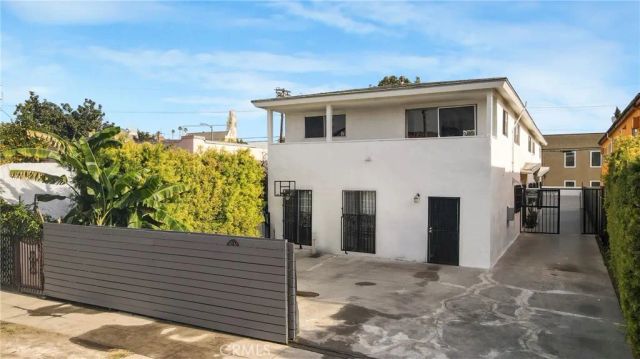 2804 S Norton, Los Angeles, CA 90018