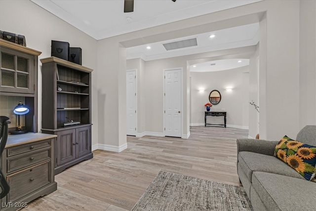 77 Fountainhead Circle, Henderson, NV 89052