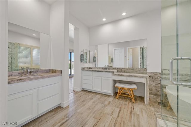 77 Fountainhead Circle, Henderson, NV 89052